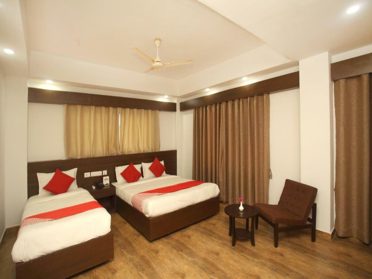 Oyo 525 Hotel Aloka Inn Rummindei Extérieur photo